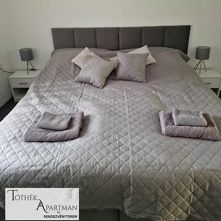 Appartement Tothek Es Rendezvenyterem *